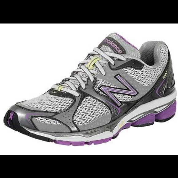 New Balance Women’s running shoe - Picture 5 of 5